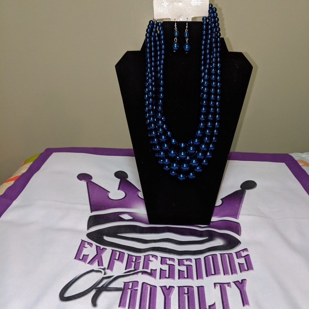 Pearl Necklace